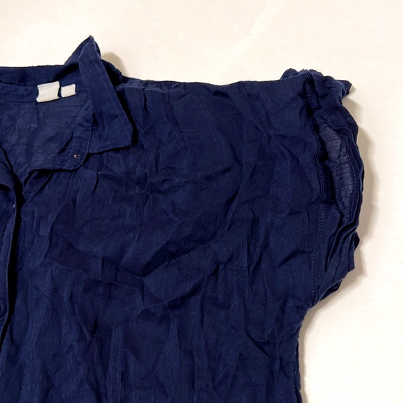 Old Navy Tie Knot Navy Linen Blend Button Down with Pleated Back Top - Picture 8 of 12